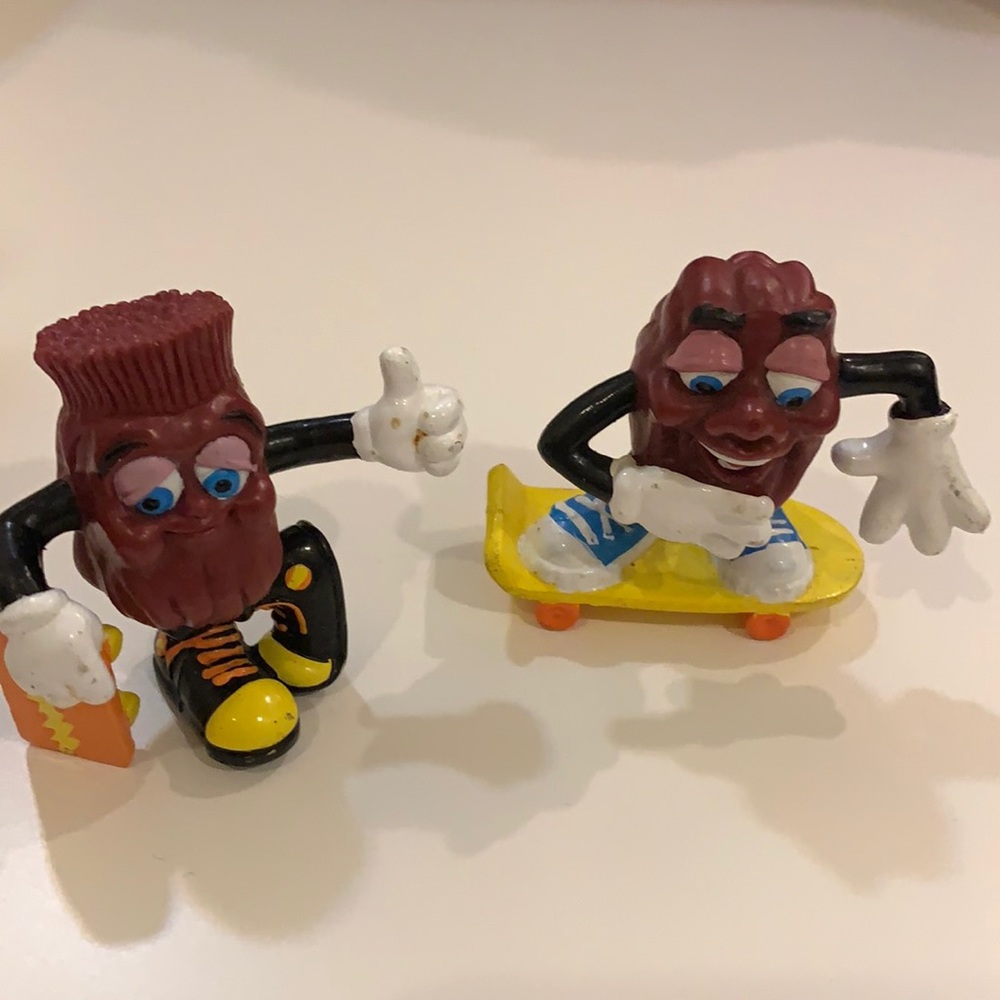 Vintage California raisins skateboard set of two